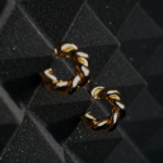 Twist roap hoop earring
